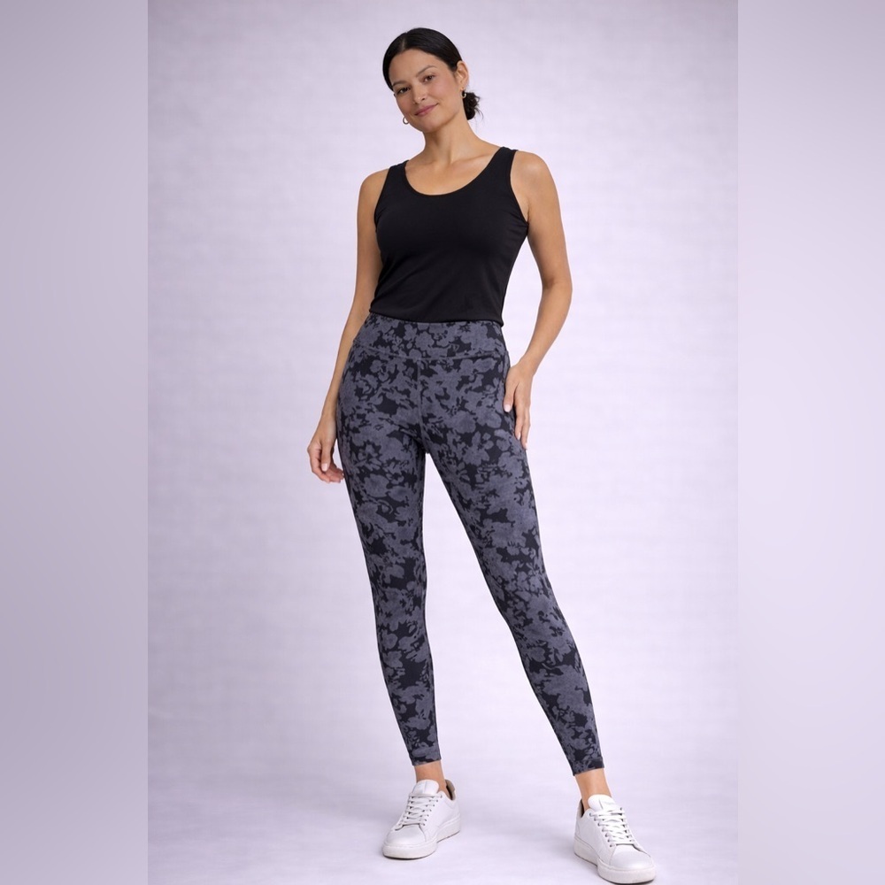 Lululemon Floral Print High-Rise Leggings Size 4 Gray Black Yoga Pants
